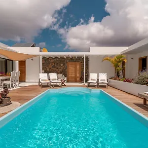 Shepherd - Luxury Fuerteventura Lajares
